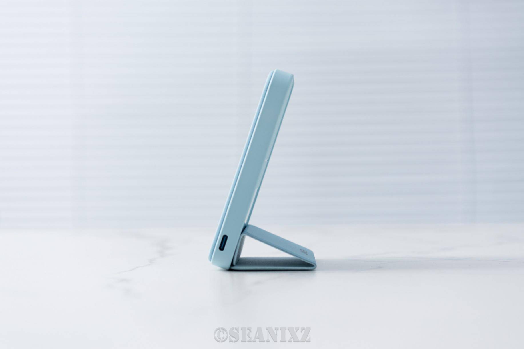 MagGo 5000mAh支架款磁吸无线充电宝体验pg电子模拟器免费试玩超薄超能充：ANKER安克(图5)