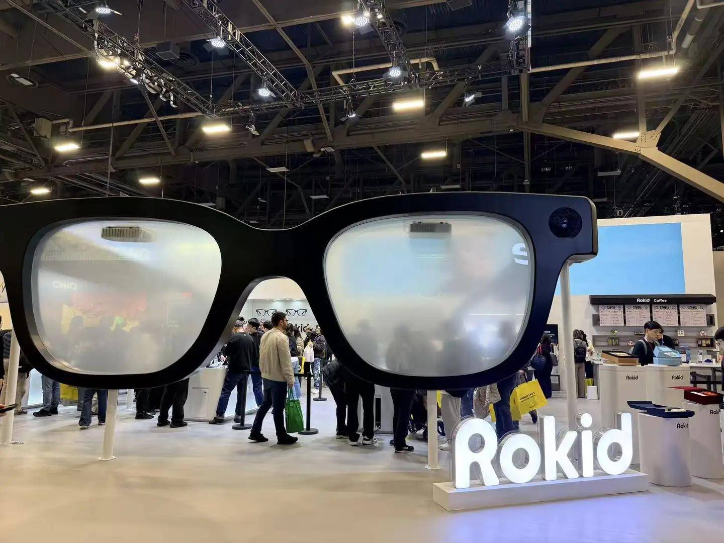 6：9大方向最火中企霸场机器人全明星大乱斗pg电子模拟器暴走2万步逛遍CES202(图50)