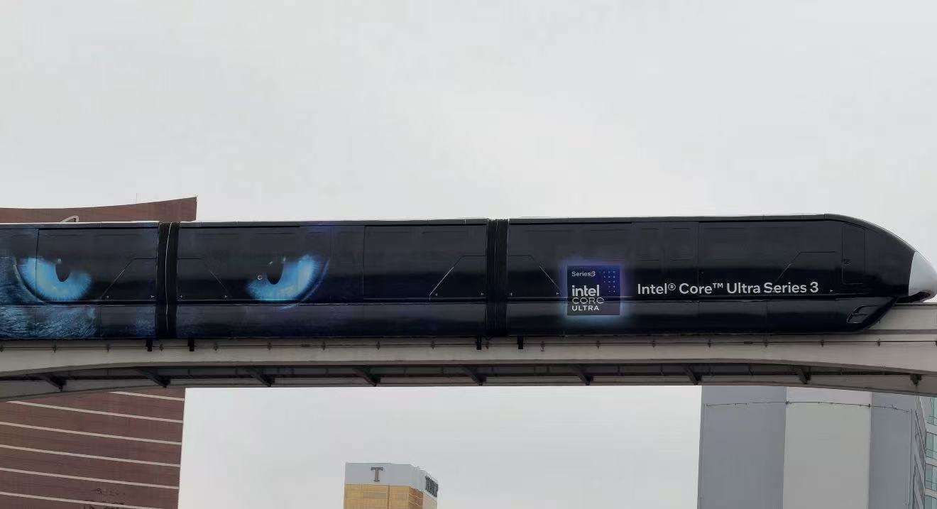 6：9大方向最火中企霸场机器人全明星大乱斗pg电子模拟器暴走2万步逛遍CES202(图53)