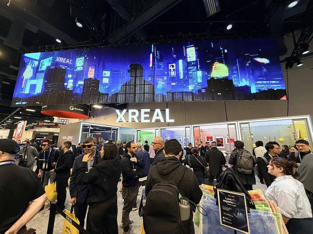 6：9大方向最火中企霸场机器人全明星大乱斗pg电子模拟器暴走2万步逛遍CES202(图78)